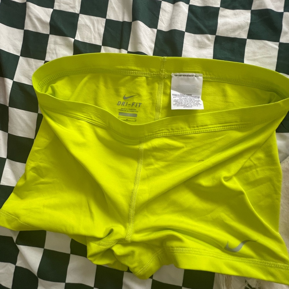 Nike dri fit shorts medium
